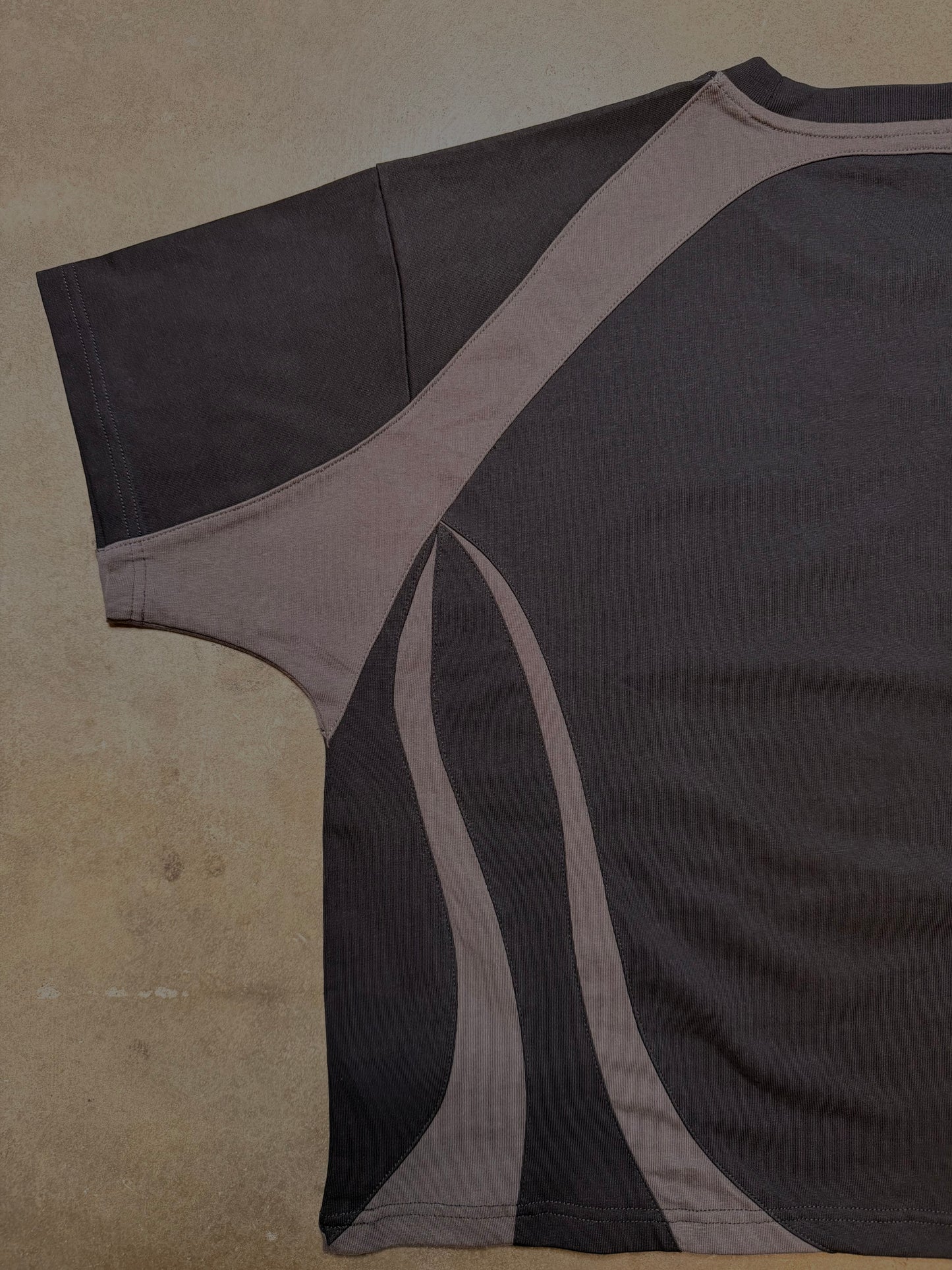 Aura Cropped Boxy Tee Black-Grey